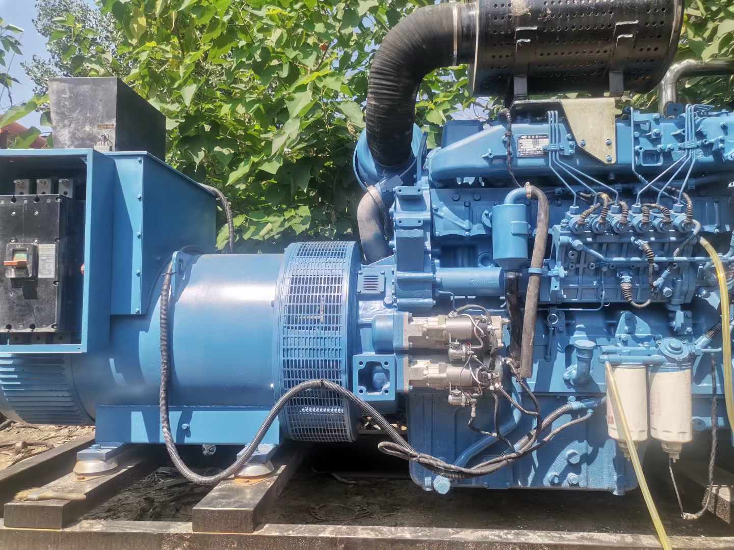洋县详细说明降低 800kW 柴油发电机输出电流波动的方法