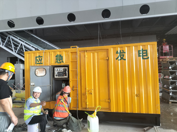洋县怎样判断空气滤清器是否需要更换？